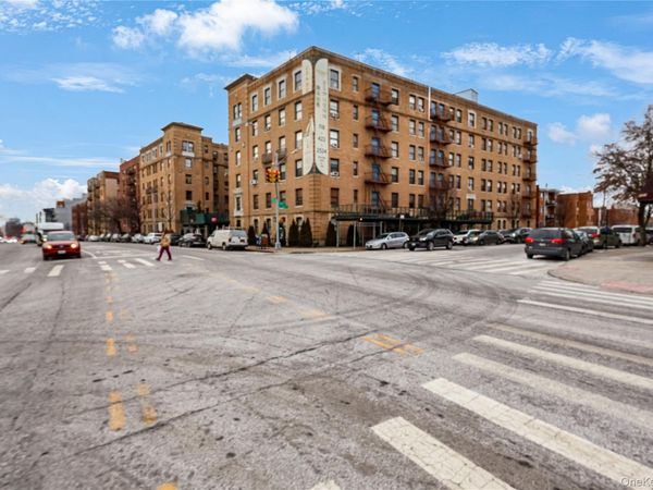 148-09 Northern Boulevard , Unit 5M, Flushing, NY 11354