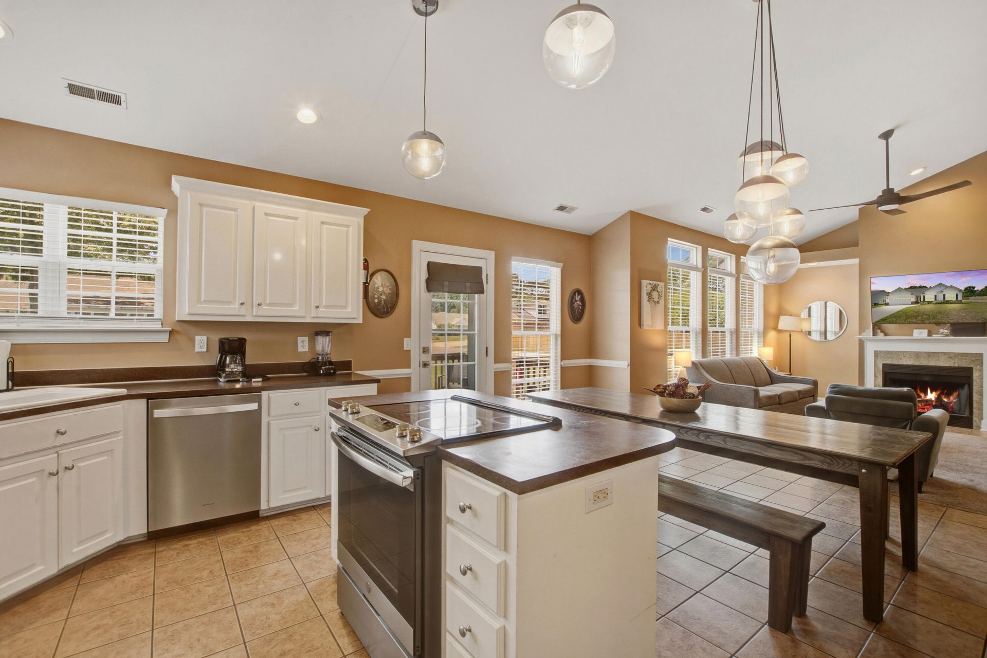 7868 High Maple Circle Photo 20