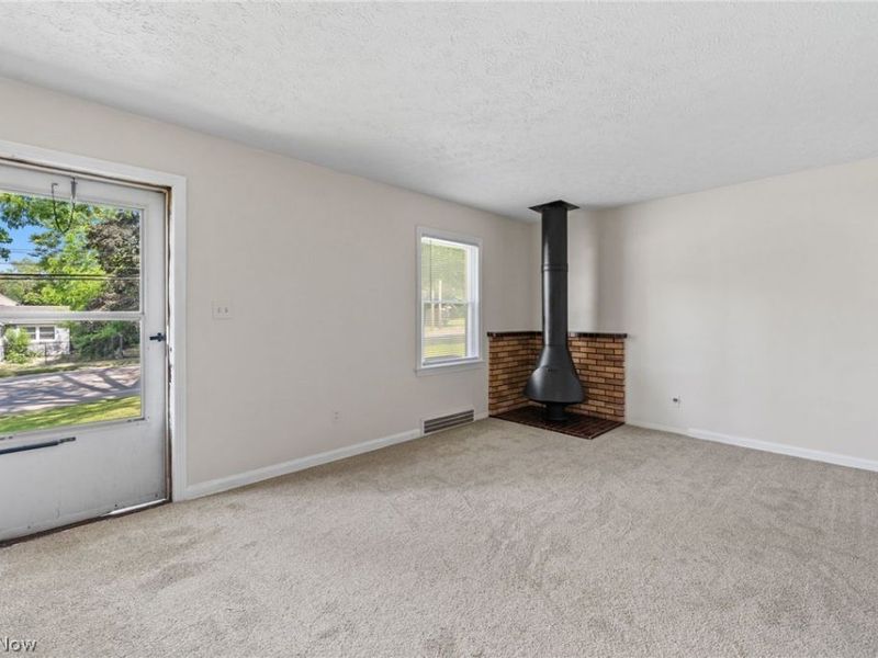 142 Canton Road , Akron, OH 44312 Photo 4