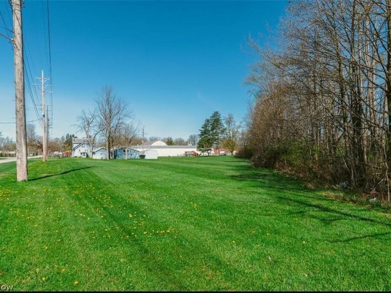 S Sycamore Street , Jefferson, OH 44047 Photo 10