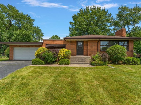 701 Pearson Road , Porter, IN 46304