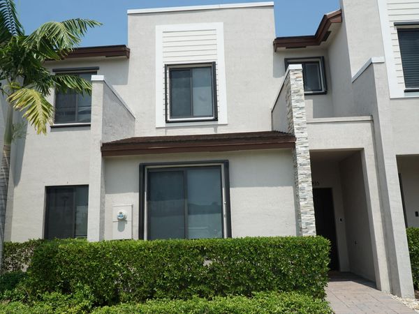 21435 NE 2nd Place, Miami, FL 33161