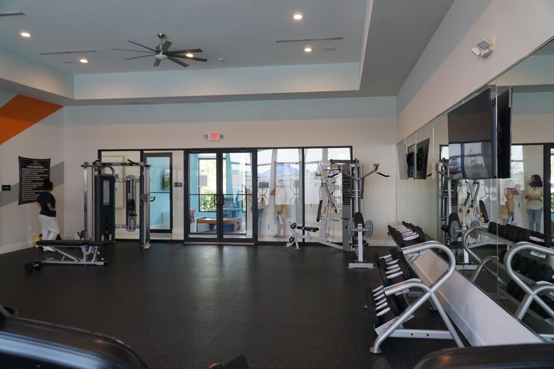 21435 NE 2nd Place, Miami, FL 33161 Photo