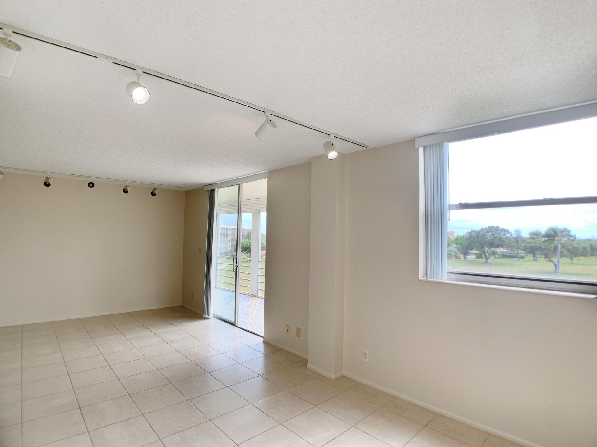 5301 NW 2nd Avenue, Unit 401, Boca Raton, FL 33487 Photo