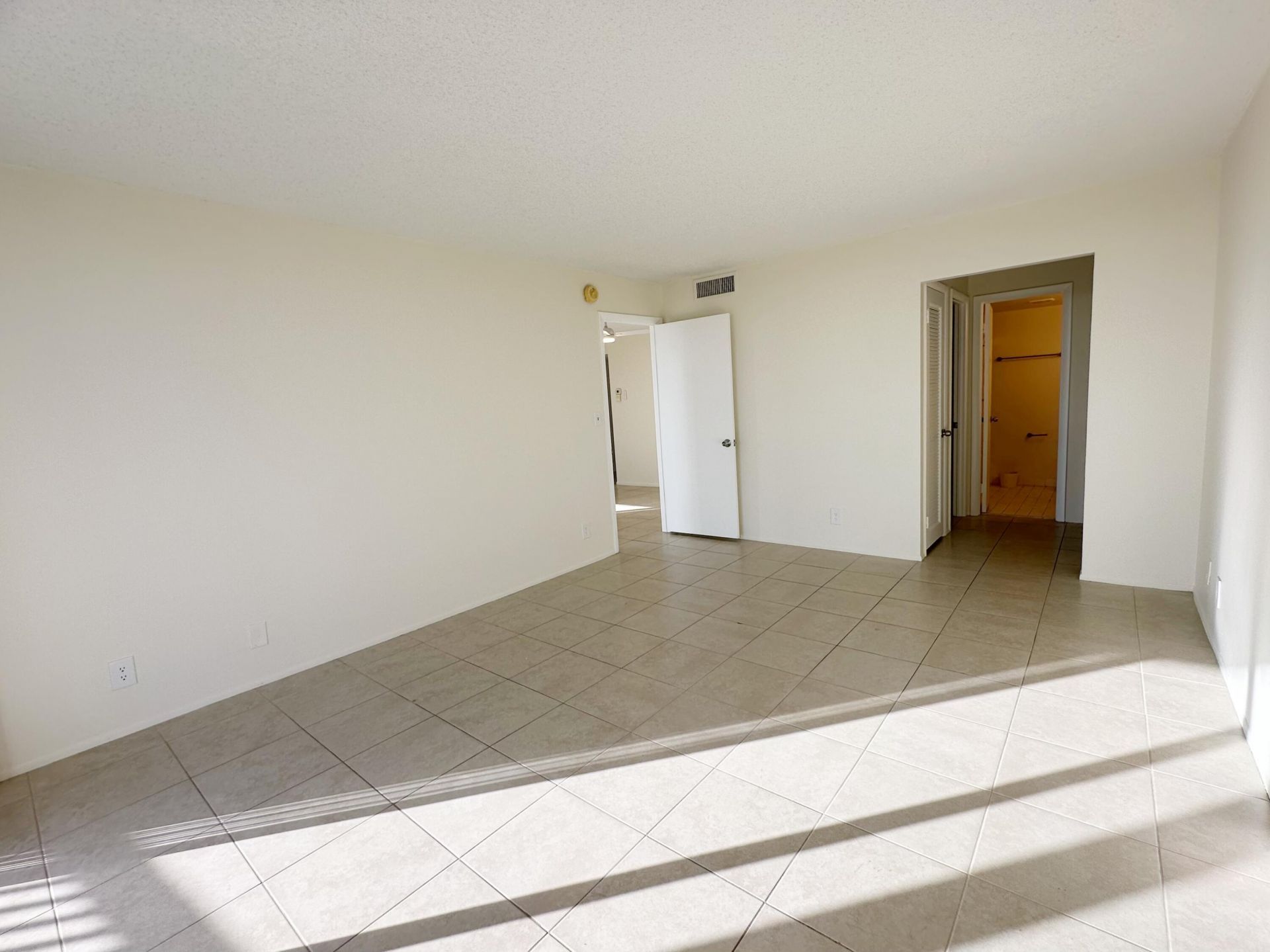 5301 NW 2nd Avenue, Unit 401, Boca Raton, FL 33487 Photo