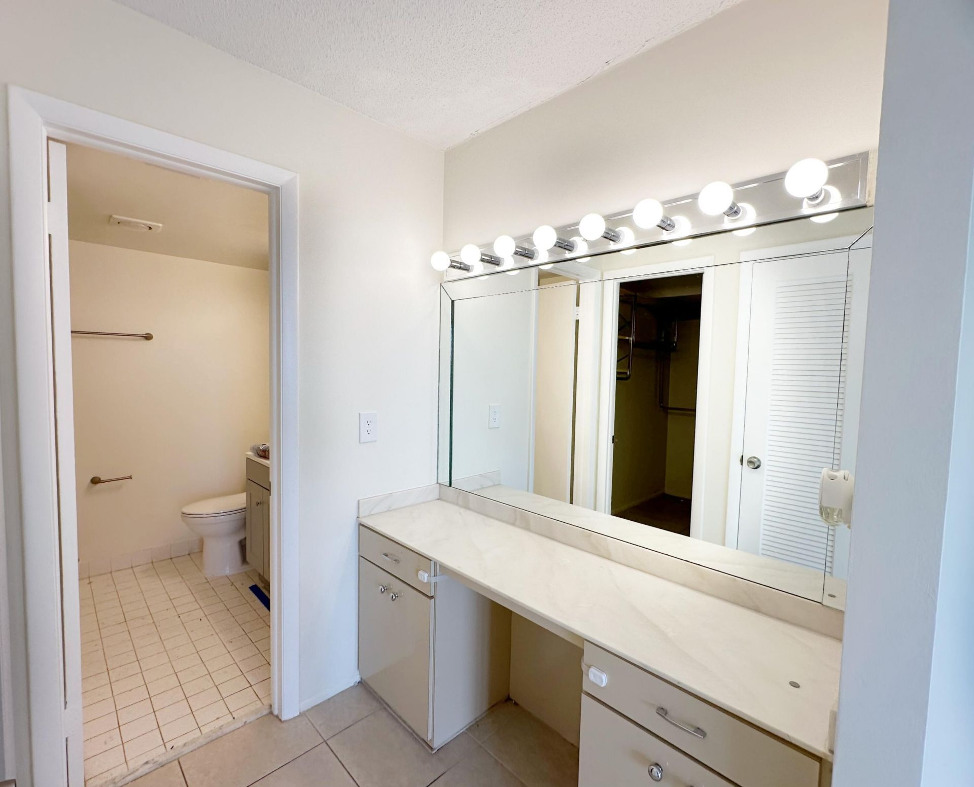 5301 NW 2nd Avenue, Unit 401, Boca Raton, FL 33487 Photo