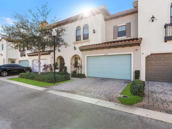 12512 NW 32 Manor, Unit 3, Sunrise, FL 33323