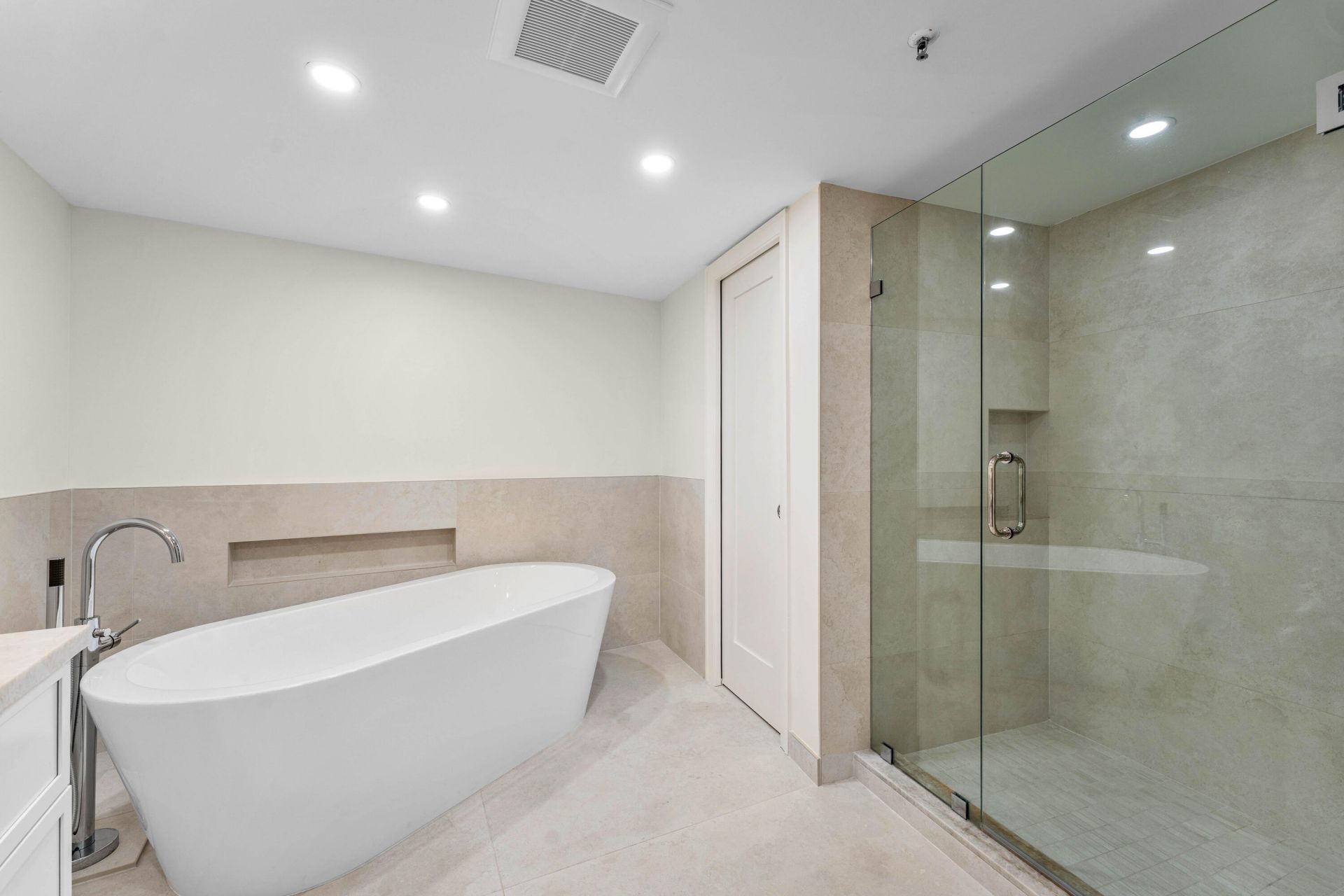 3360 S Ocean Boulevard, Unit 1 D I, Palm Beach, FL 33480 Photo