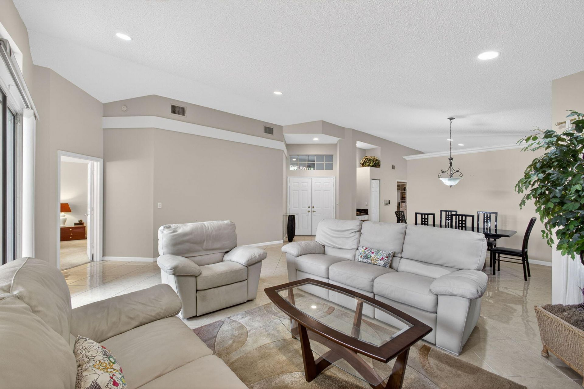 2860 Waters Edge Circle, Greenacres, FL 33413 Photo