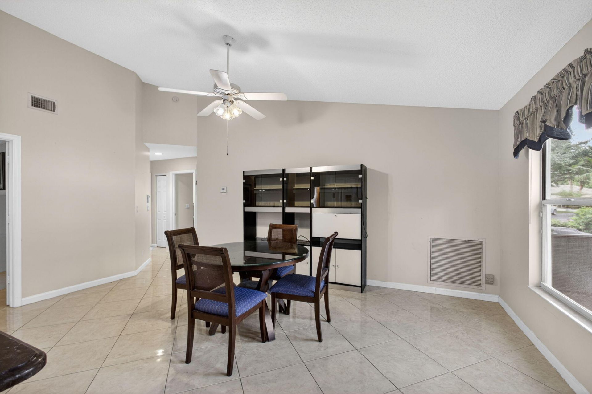 2860 Waters Edge Circle, Greenacres, FL 33413 Photo