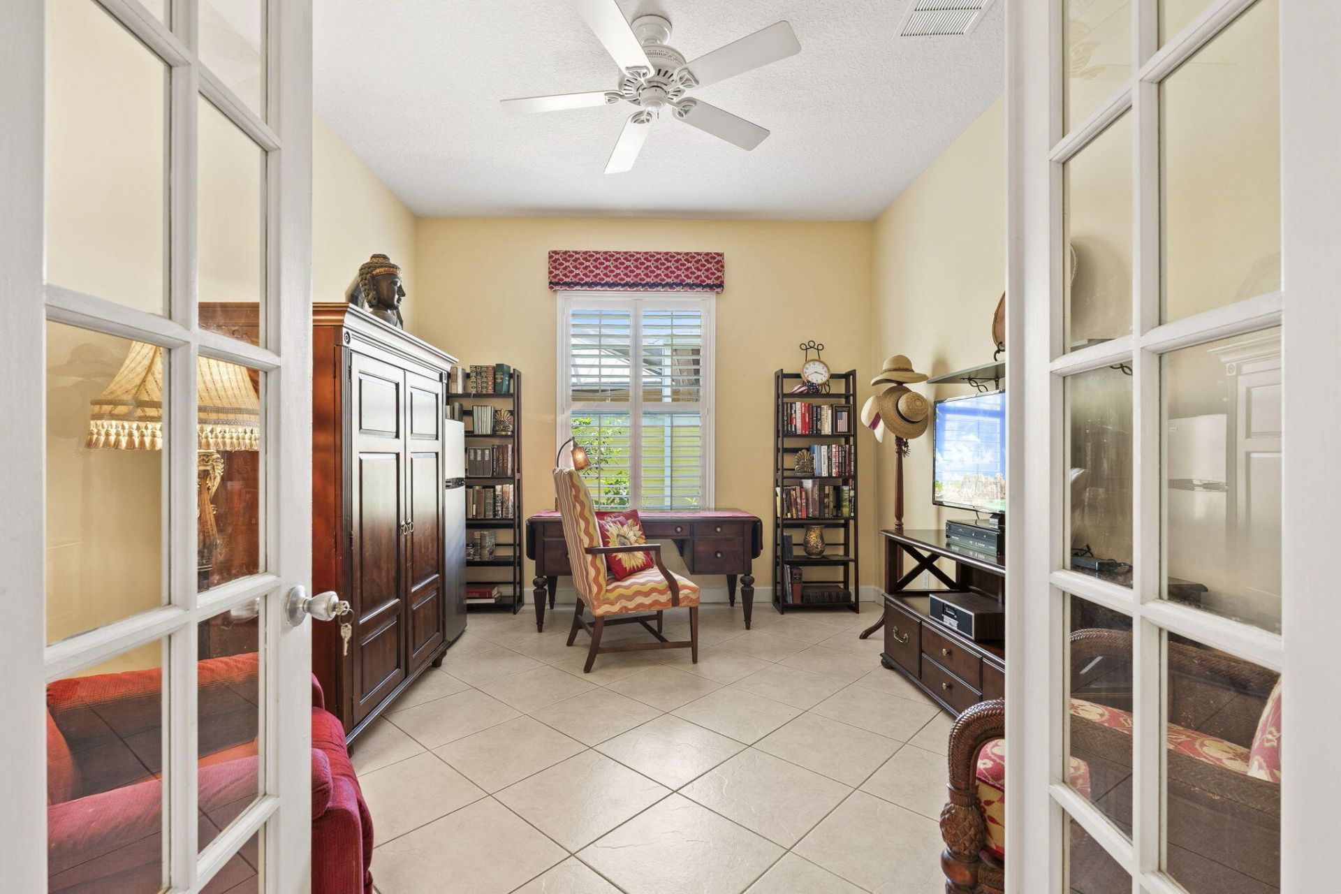 512 NE Canoe Park Circle, Port Saint Lucie, FL 34983 Photo