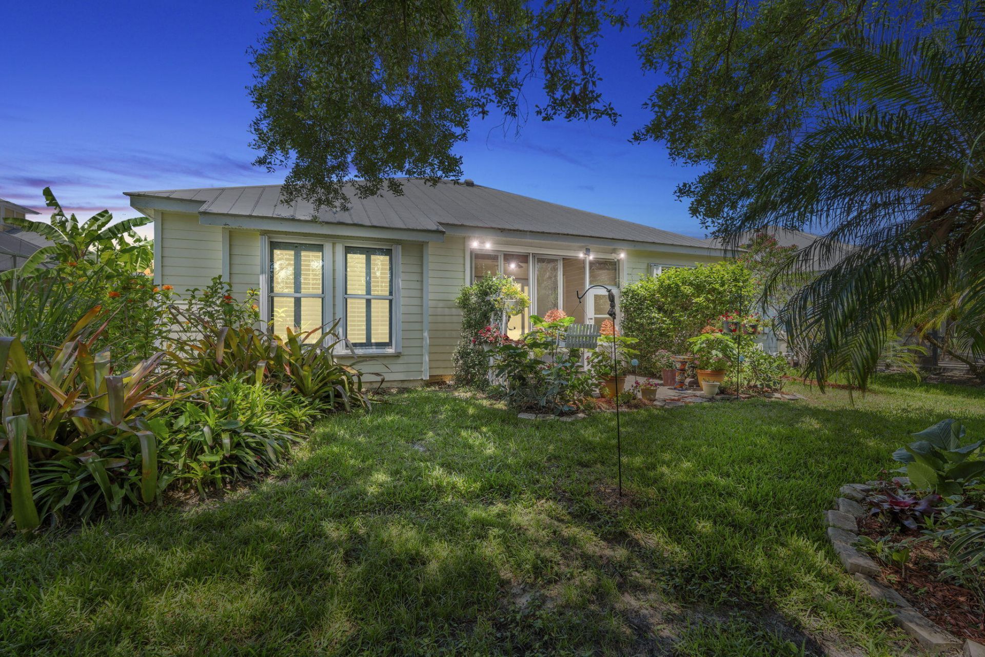 512 NE Canoe Park Circle, Port Saint Lucie, FL 34983 Photo