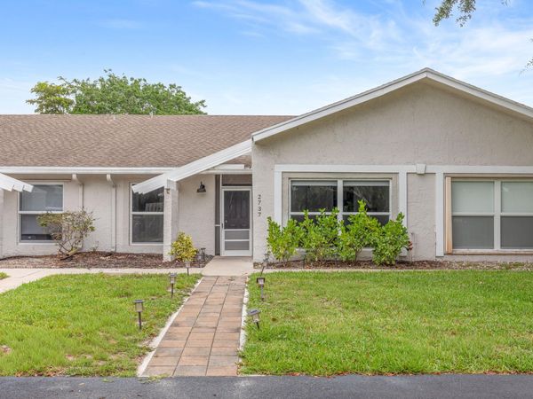 2737 Zorno Way, Delray Beach, FL 33445