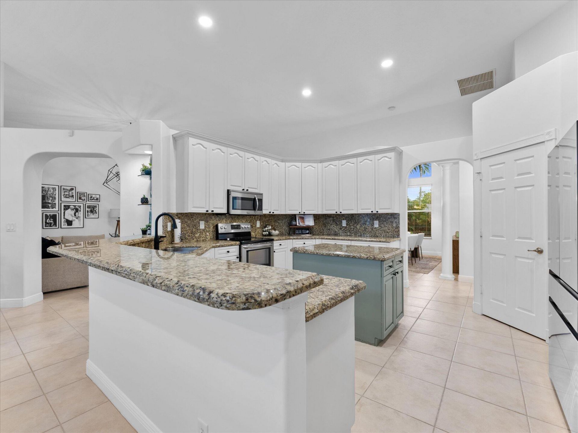 12975 N 169th Ct Court N, Jupiter Farms, FL 33478 Photo