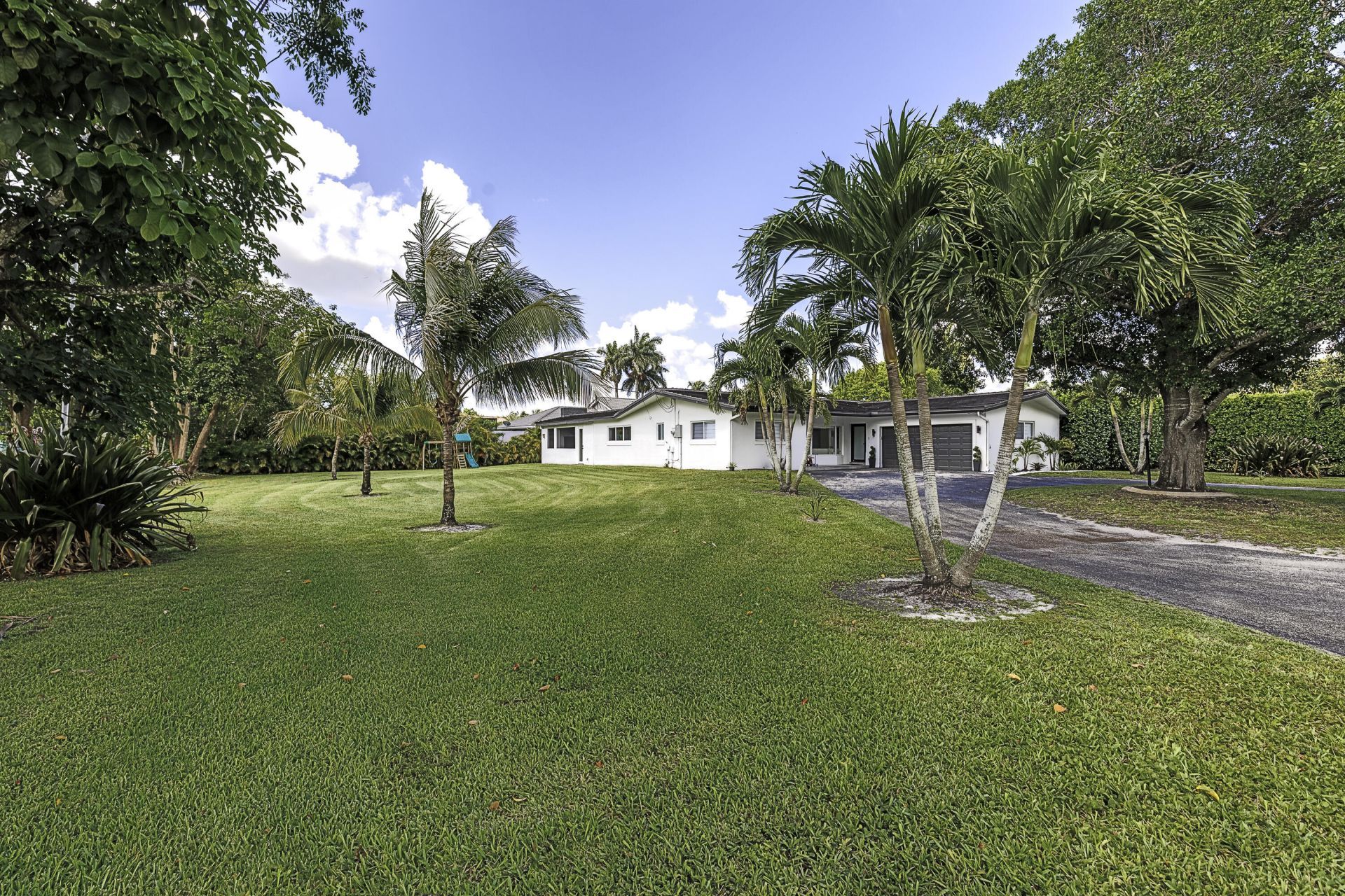 11821 NW 6th Court, Plantation, FL 33325 Photo