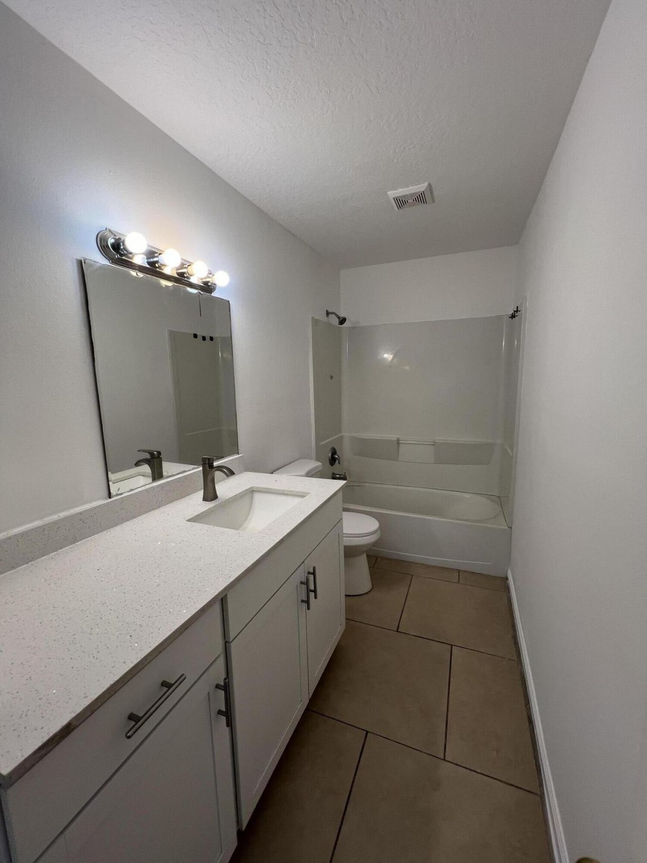 8444 SE Date Street, Hobe Sound, FL 33455 Photo