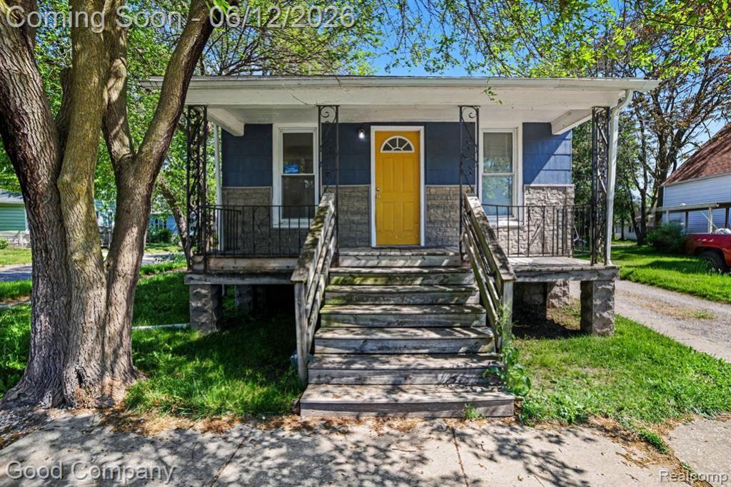 701 11th Street, Bay City, MI 48708 Main Photo