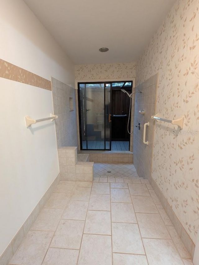 5902 SW 36th Way , Gainesville, FL 32608 Photo