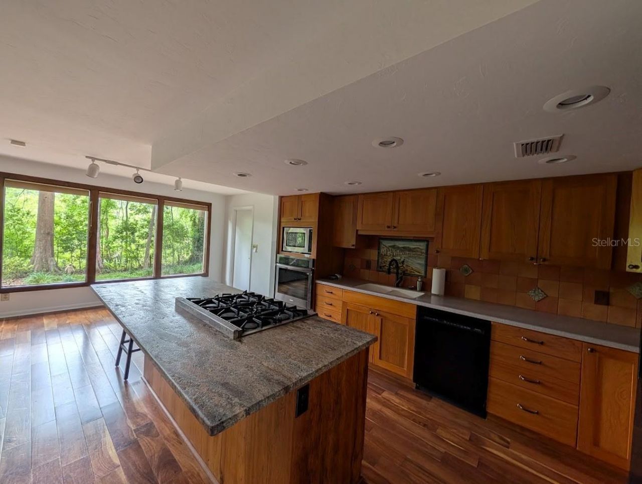5902 SW 36th Way , Gainesville, FL 32608 Photo