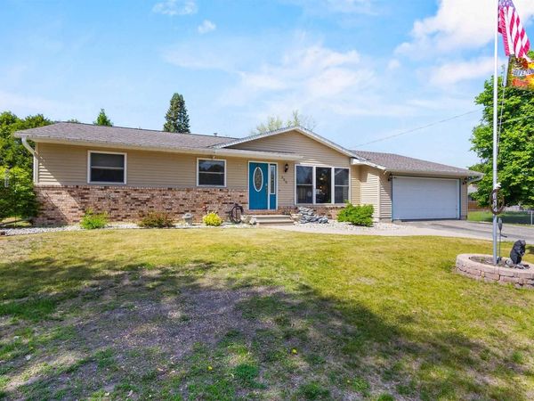 530 MCGRAW STREET, Peshtigo, WI 54157