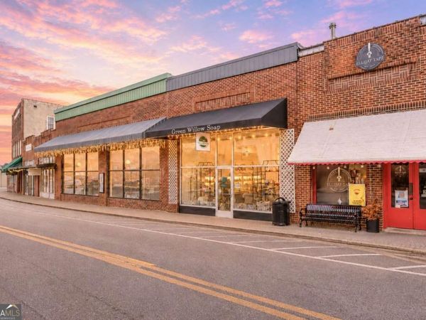 28 N Main Street, Ellijay, GA 30540