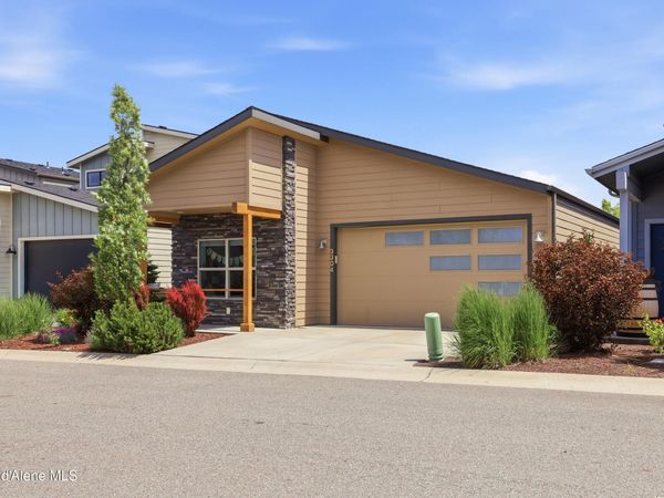 3304 N Rosalia RD, Coeur d'Alene, ID 83814