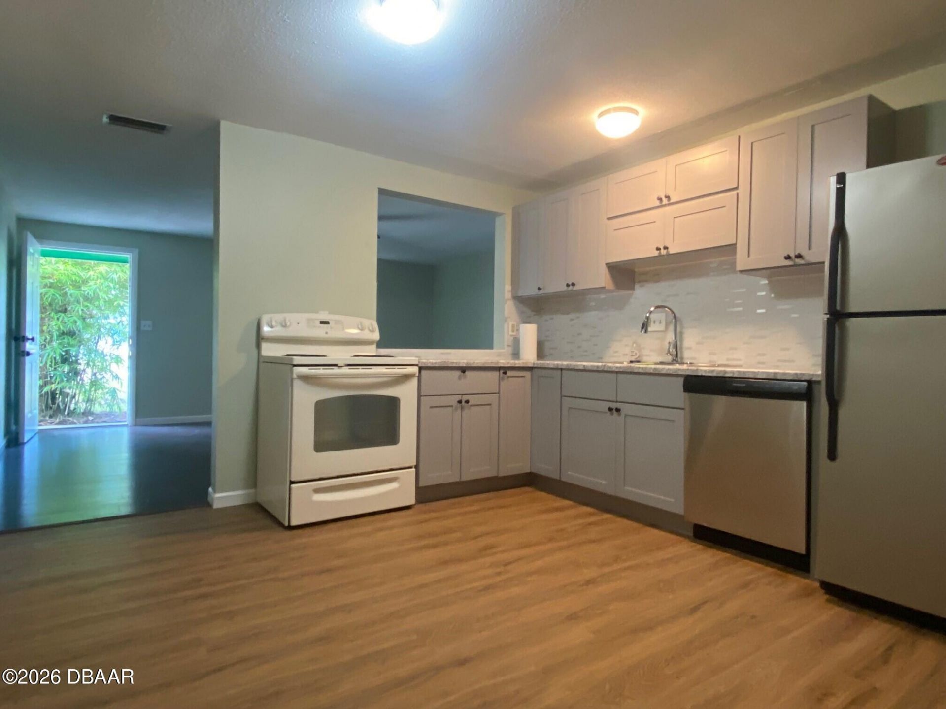 535 Olive Street, South Daytona, FL 32119 Photo