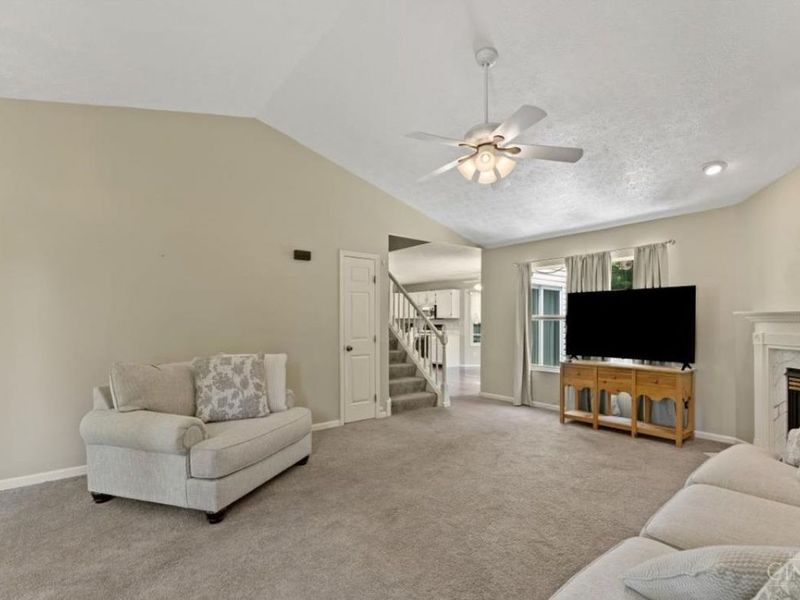 3912 Pebble Creek Lane, Amelia, OH 45102 Photo 5