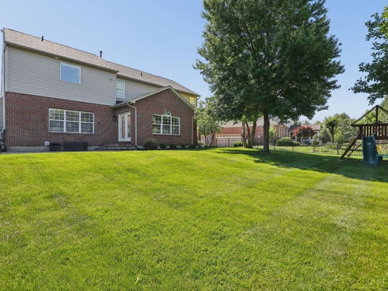 7665 Hunt Club Drive, Deerfield Twp., OH 45040 Photo 6