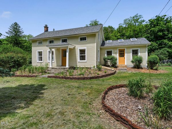 1166 NY-143, Coeymans Hollow, NY 12046