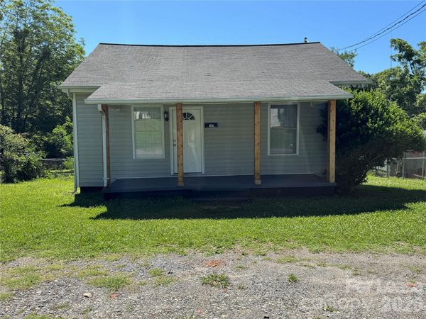 107 S Inman Avenue , Bessemer City, NC 28016