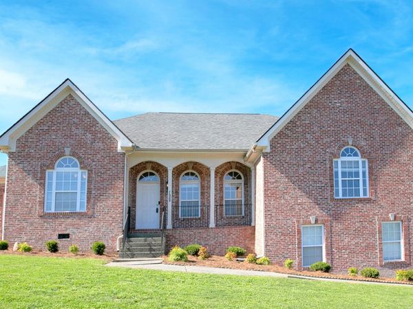 122 Buckhaven Dr, Hendersonville, TN 37075