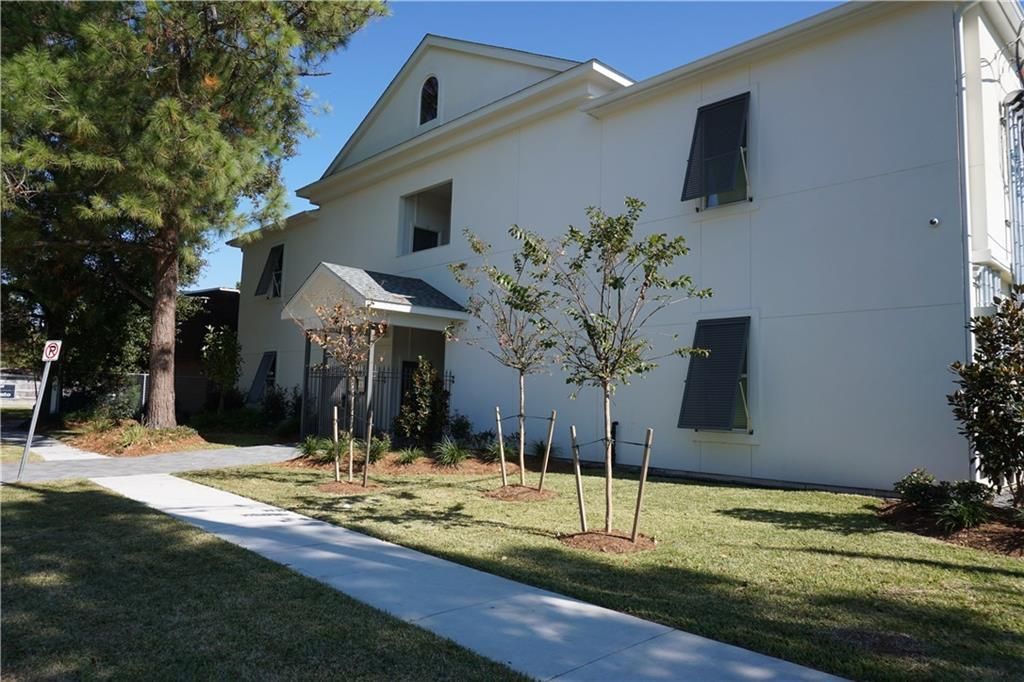 505 LAKE Avenue  Metairie, LA 
