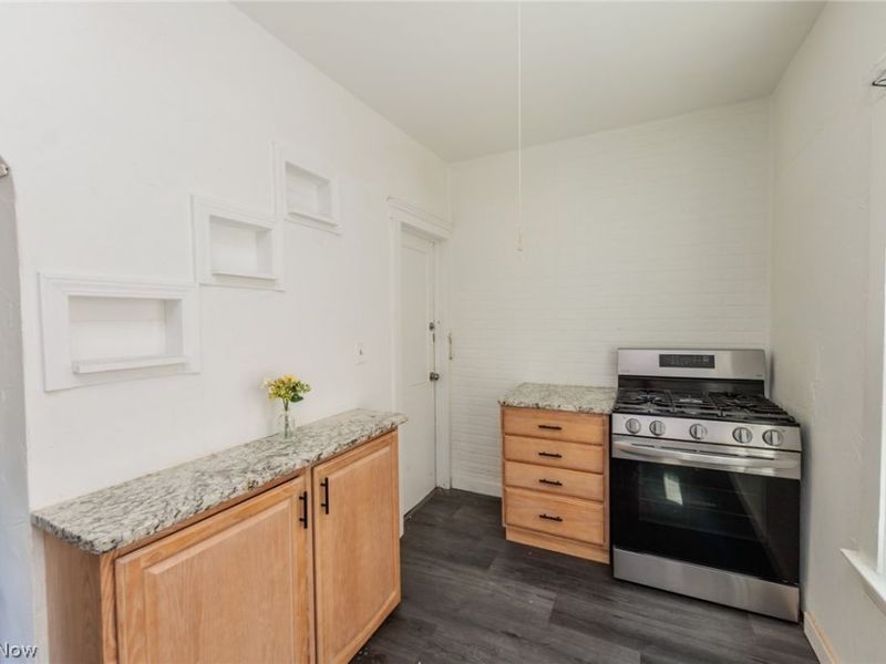 2035 Chesterland Avenue , Unit Down, Lakewood, OH 44107 Photo 19