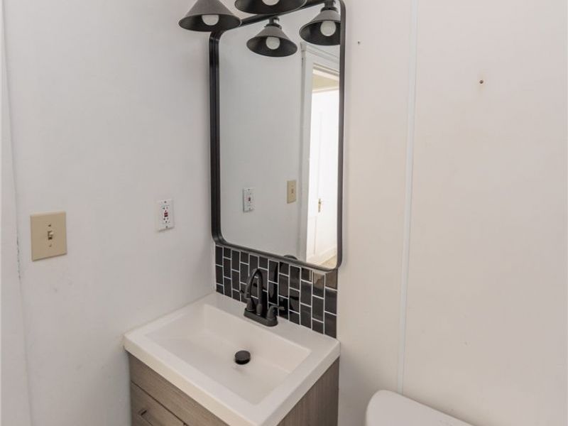 2035 Chesterland Avenue , Unit Down, Lakewood, OH 44107 Photo 28