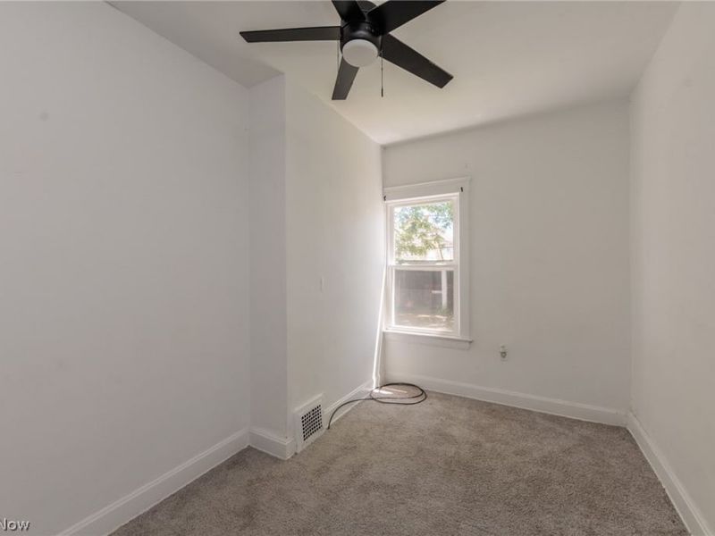 2035 Chesterland Avenue , Unit Down, Lakewood, OH 44107 Photo 33