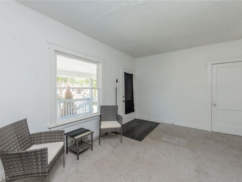 2035 Chesterland Avenue , Unit Down, Lakewood, OH 44107 Photo 9