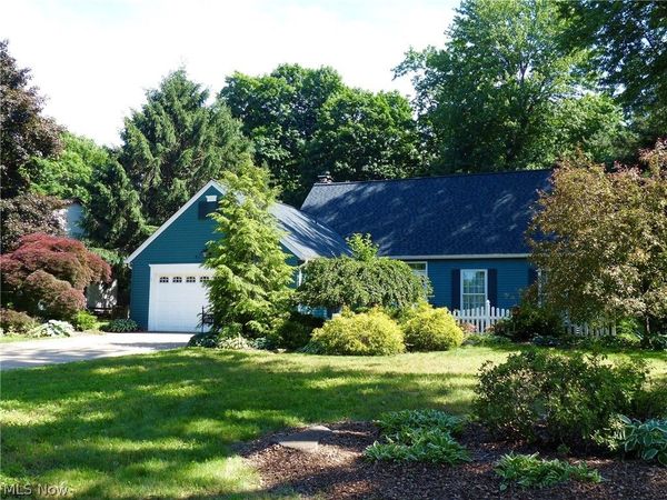 9144 Gregory Court, Mentor, OH 44060