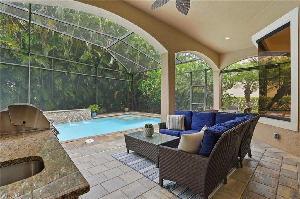 5717 Hammock Isles Dr , Naples, FL 34119 Photo