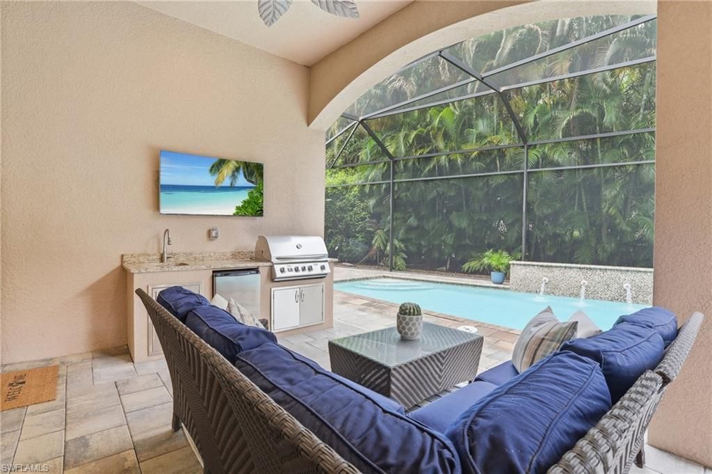 5717 Hammock Isles Dr , Naples, FL 34119 Photo
