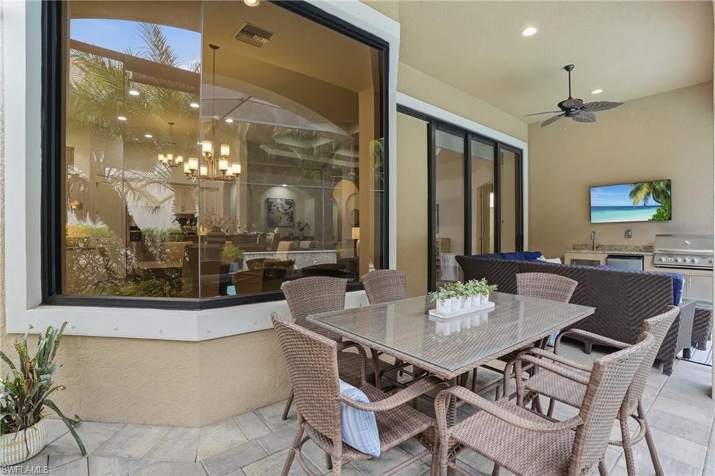 5717 Hammock Isles Dr , Naples, FL 34119 Photo