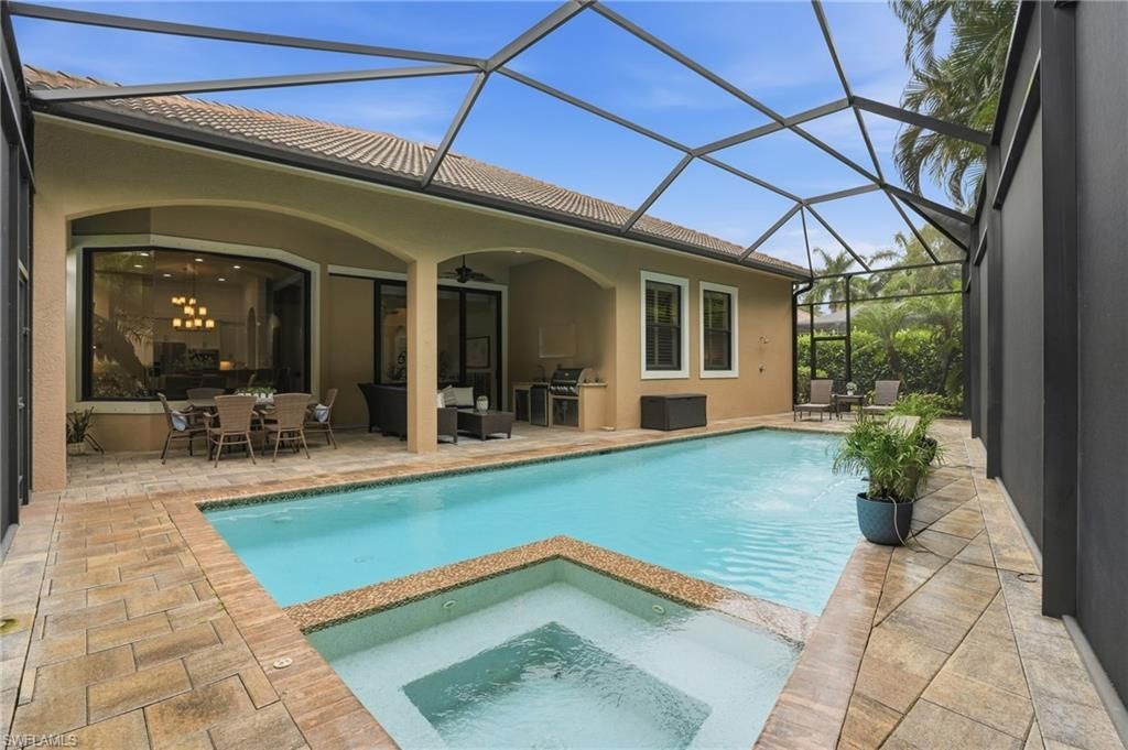 5717 Hammock Isles Dr , Naples, FL 34119 Photo
