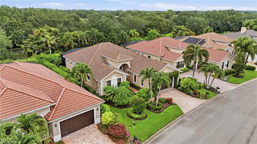 5717 Hammock Isles Dr , Naples, FL 34119 Photo