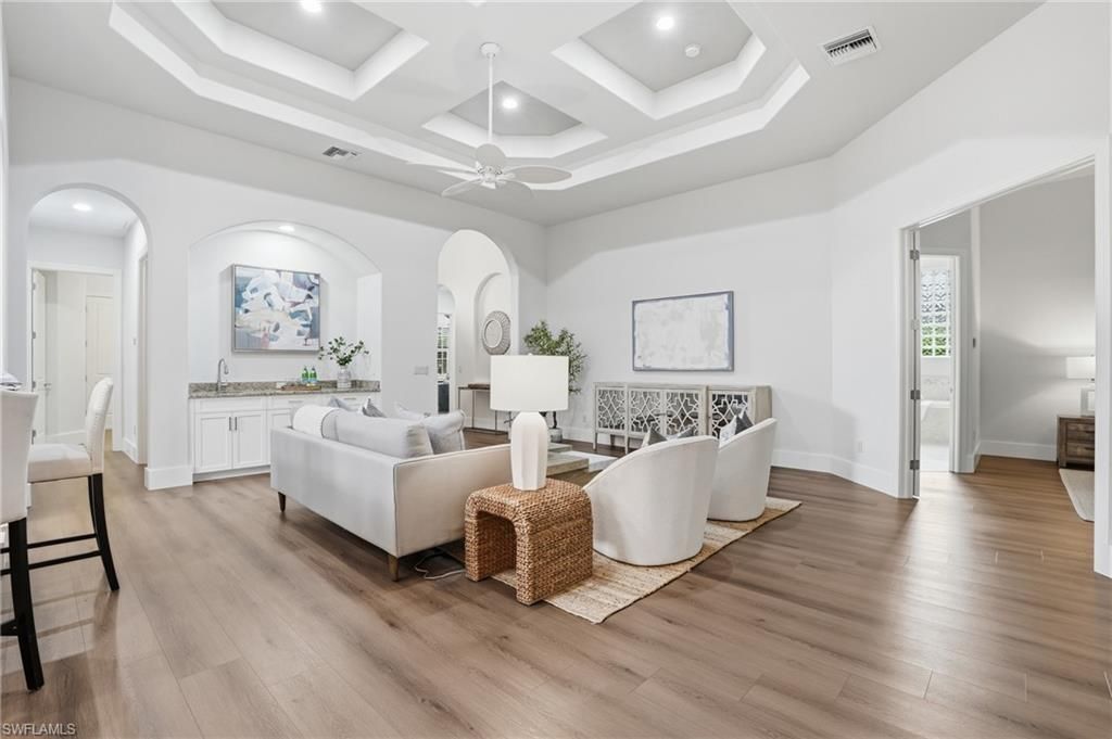5717 Hammock Isles Dr , Naples, FL 34119 Photo
