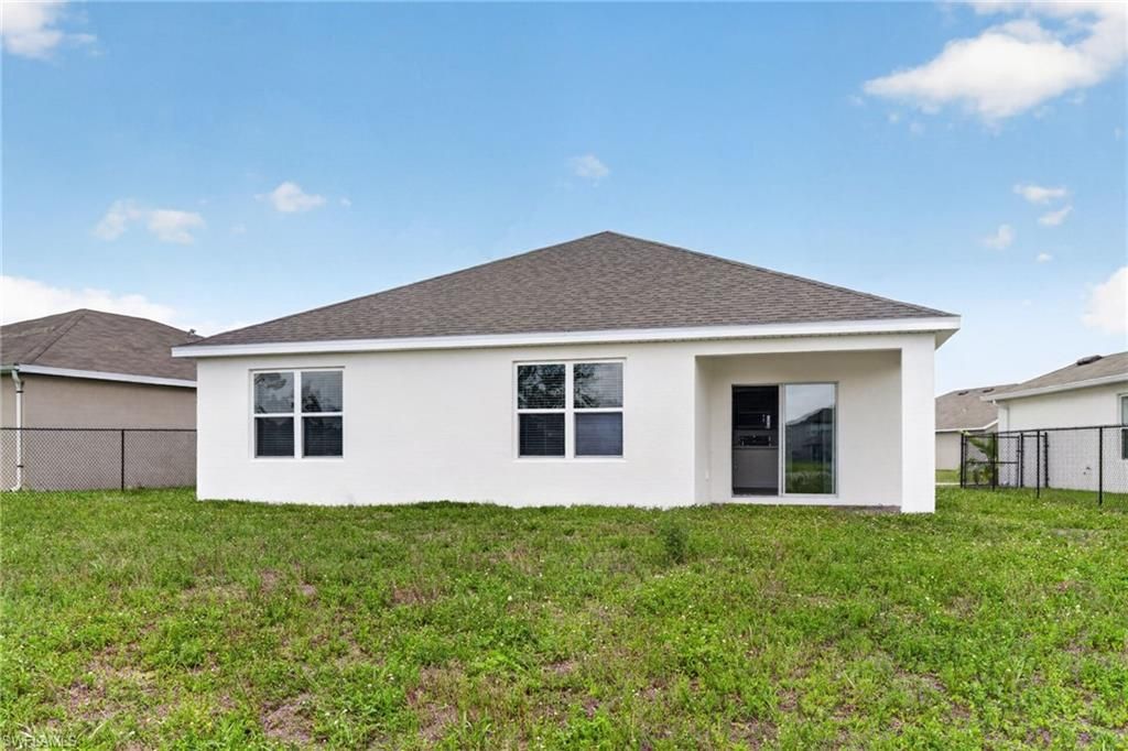 19441 Mossy Ledge Ter , Lehigh Acres, FL 33936 Photo