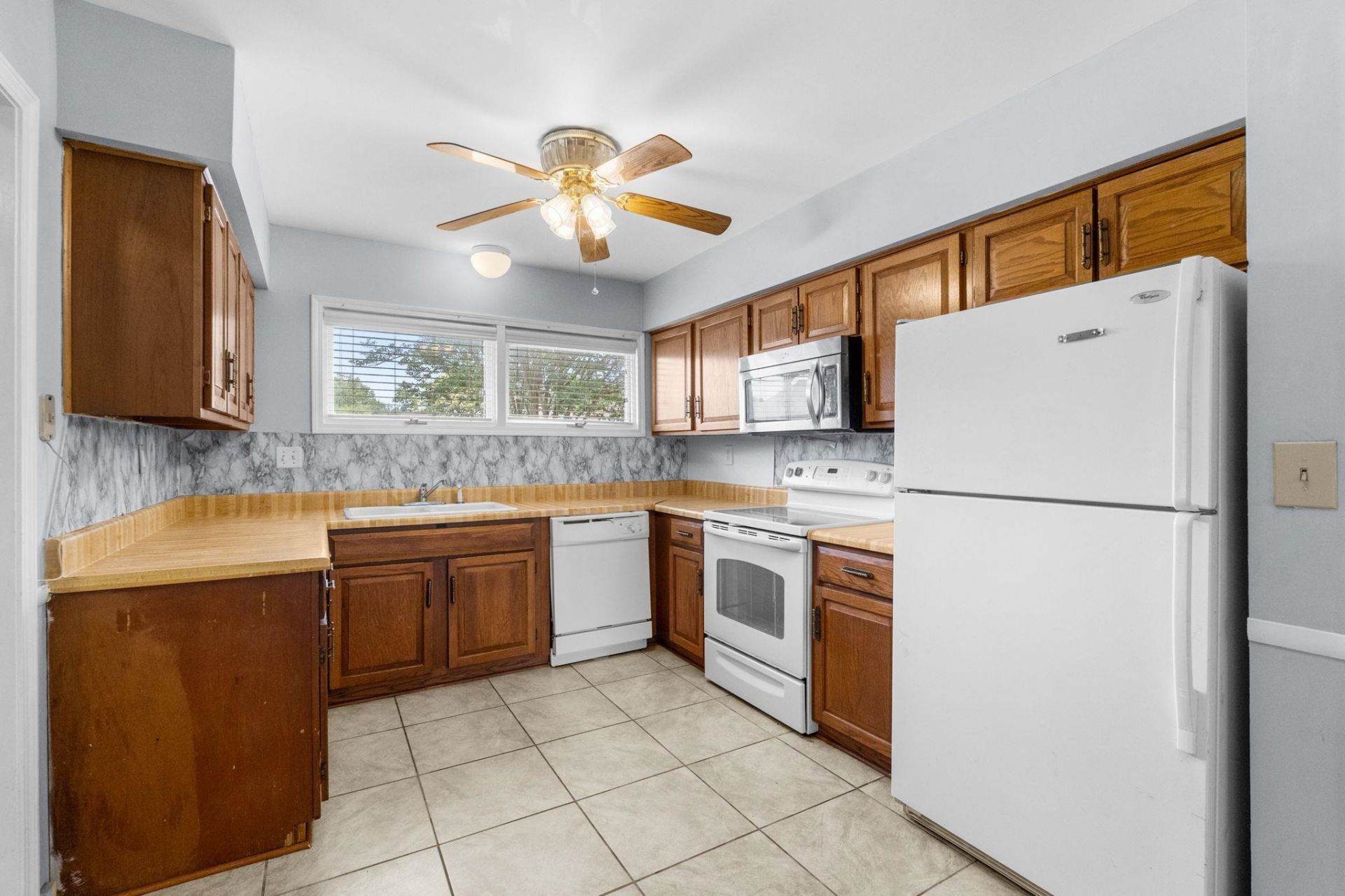 901 Colony Dr. Photo 15