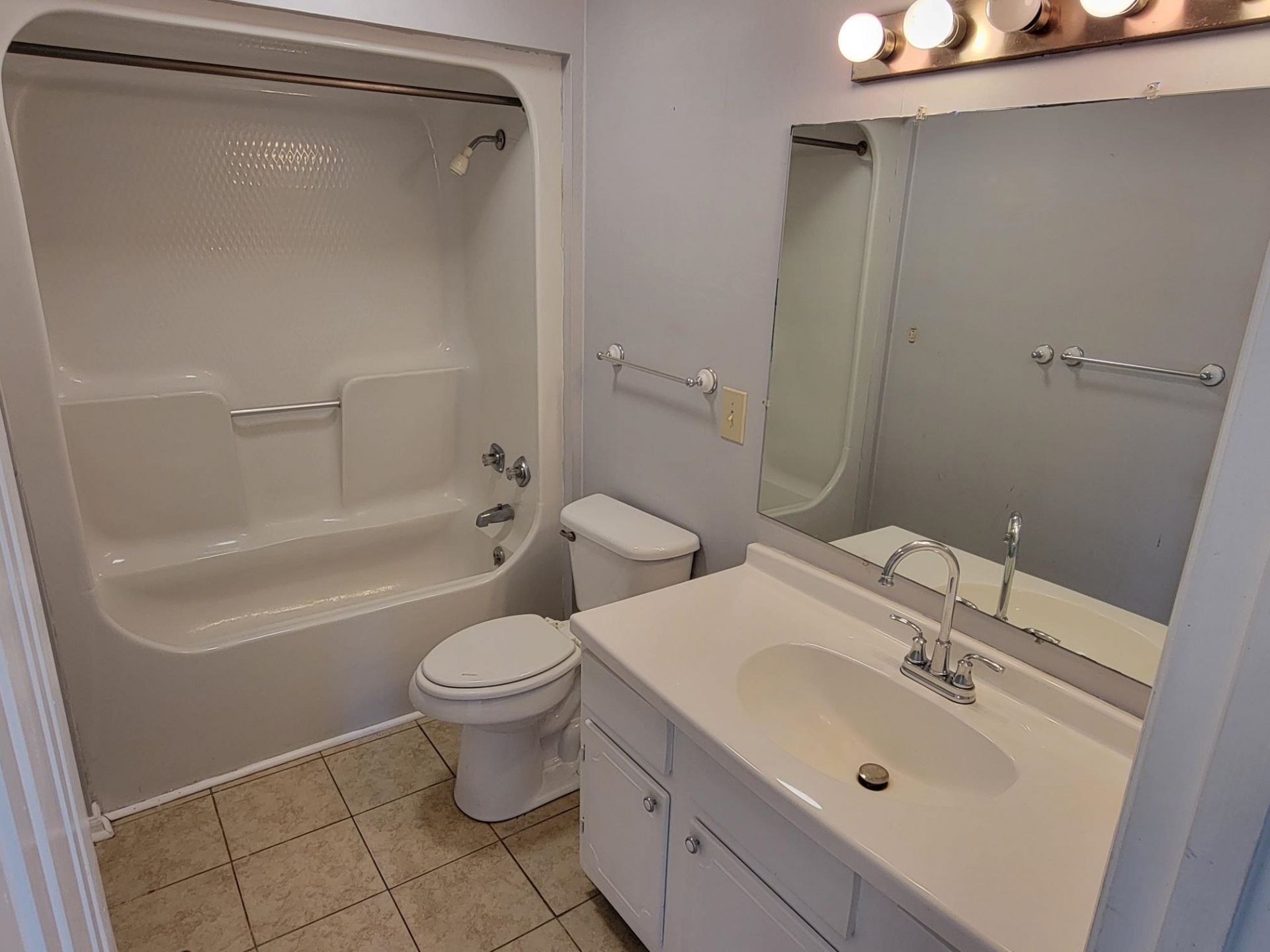 901 Colony Dr.  Photo 21