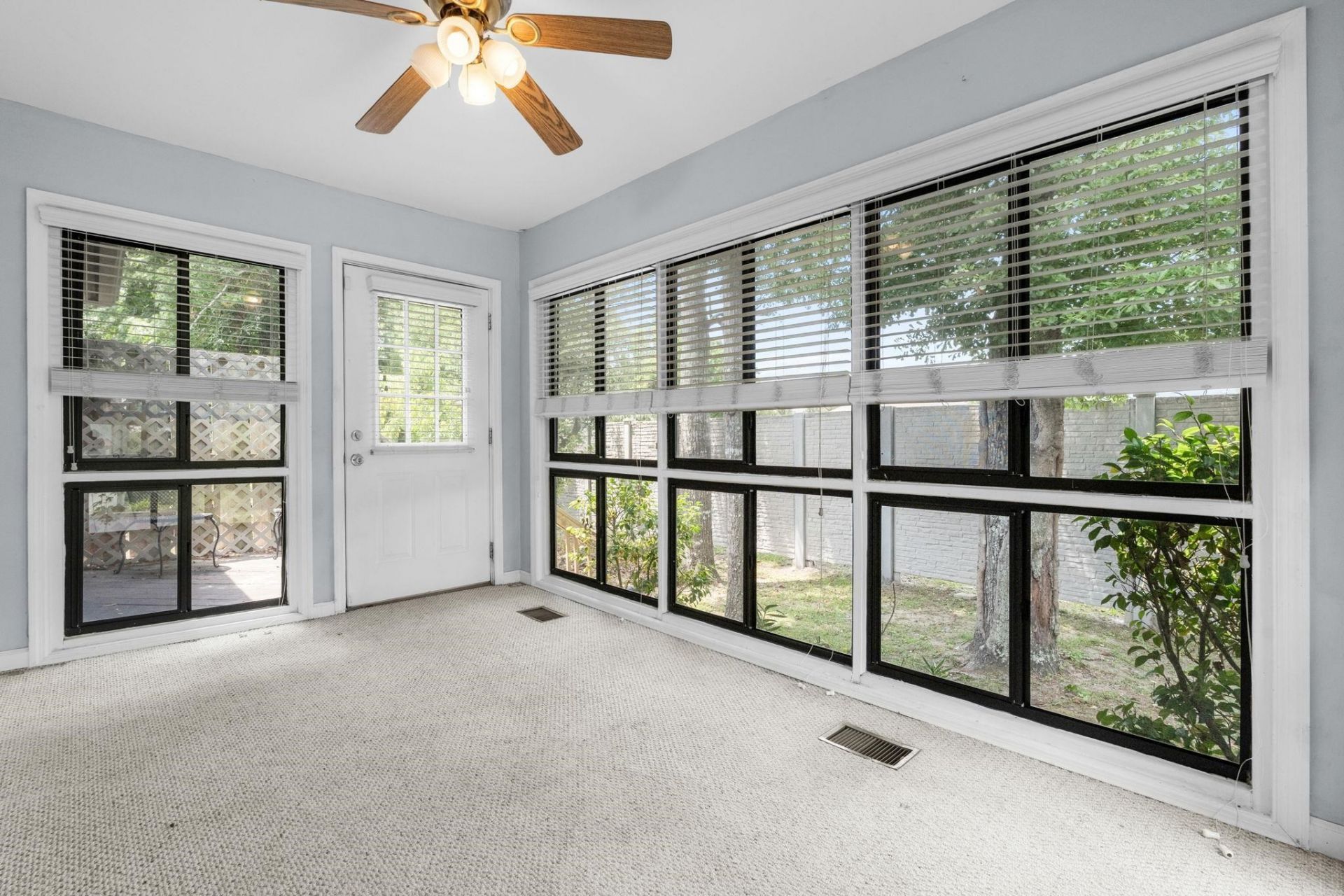 901 Colony Dr. Photo 21
