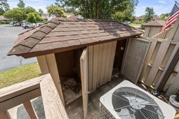 901 Colony Dr. photo 4