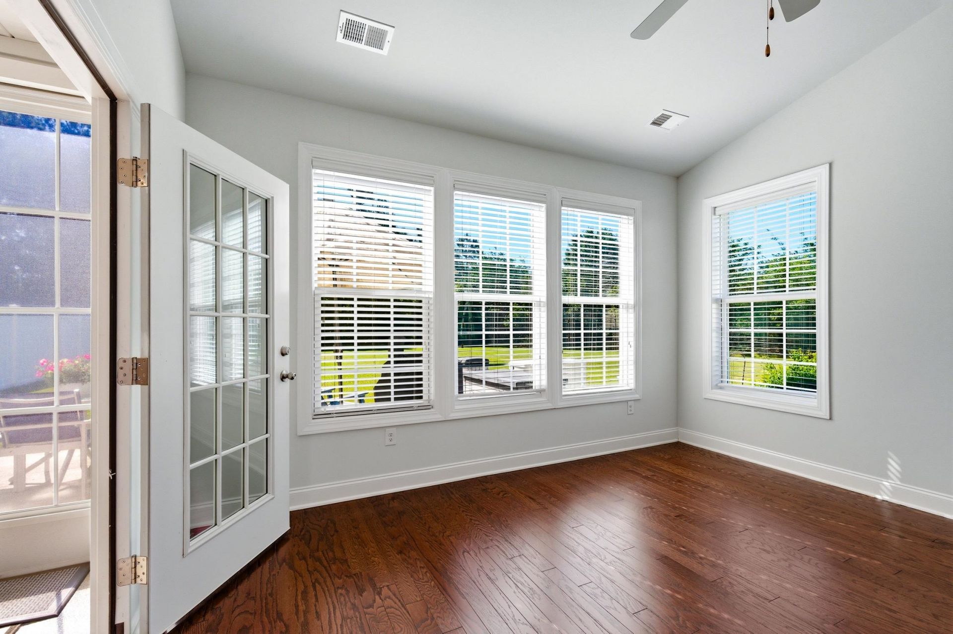 140 Parmelee Dr. Photo 13